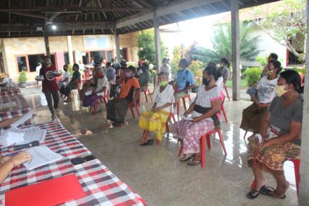 Sebanyak 245 KPM di Desa Sembiran Terima BLT-DD Gelombang II 